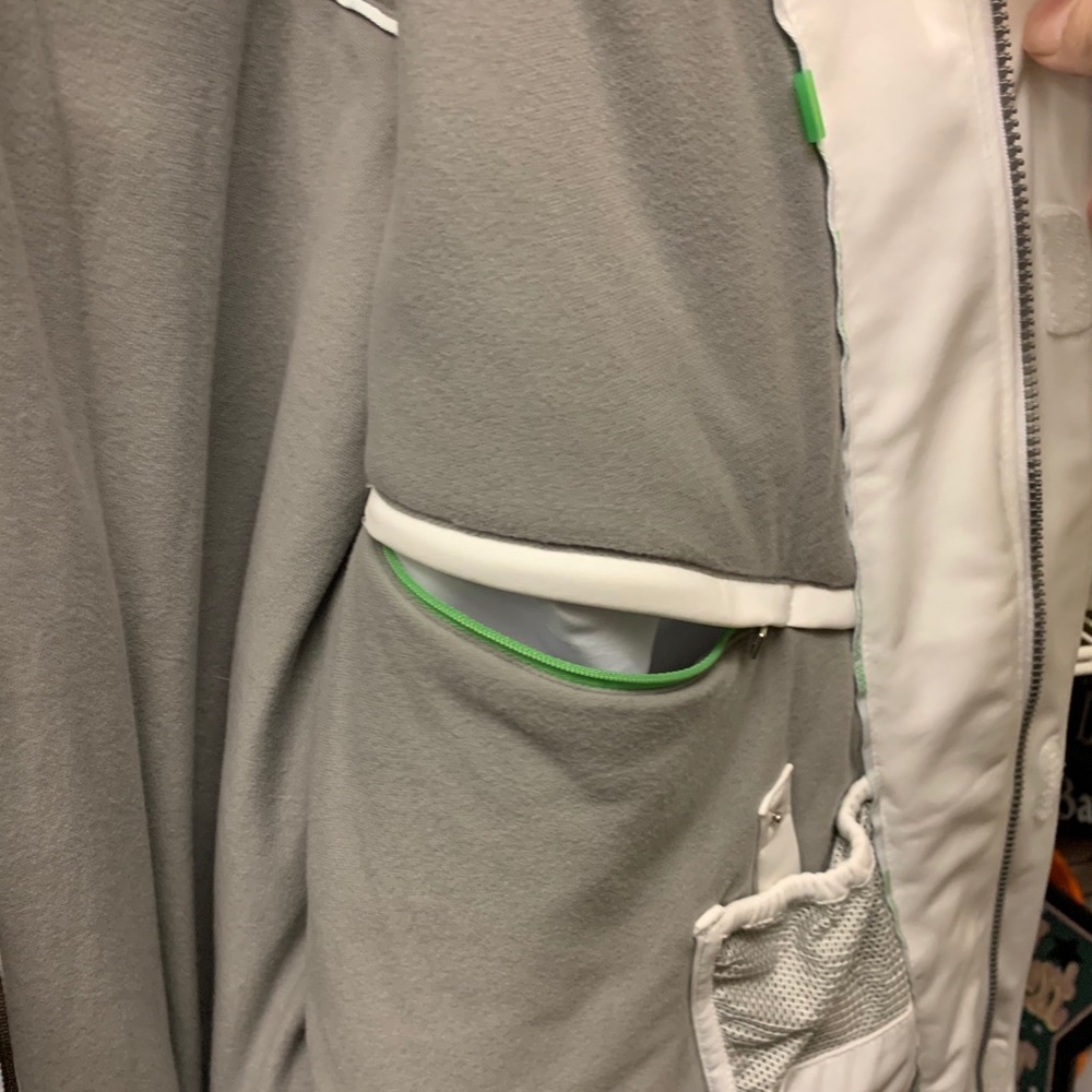 Hugo Boss Ski Jacket - Picture 6 of 10